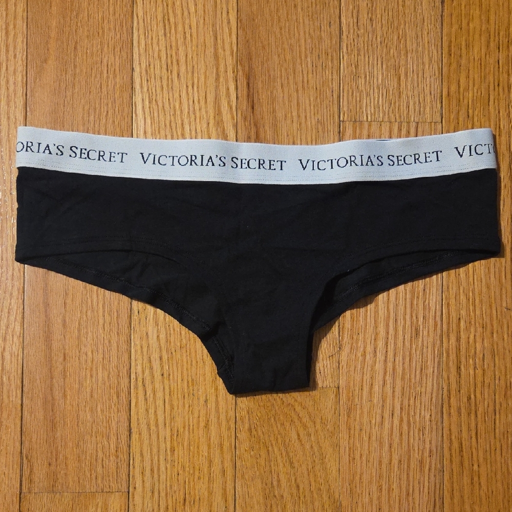 Victoria's Secret Men's Underwear in Black and Gray
